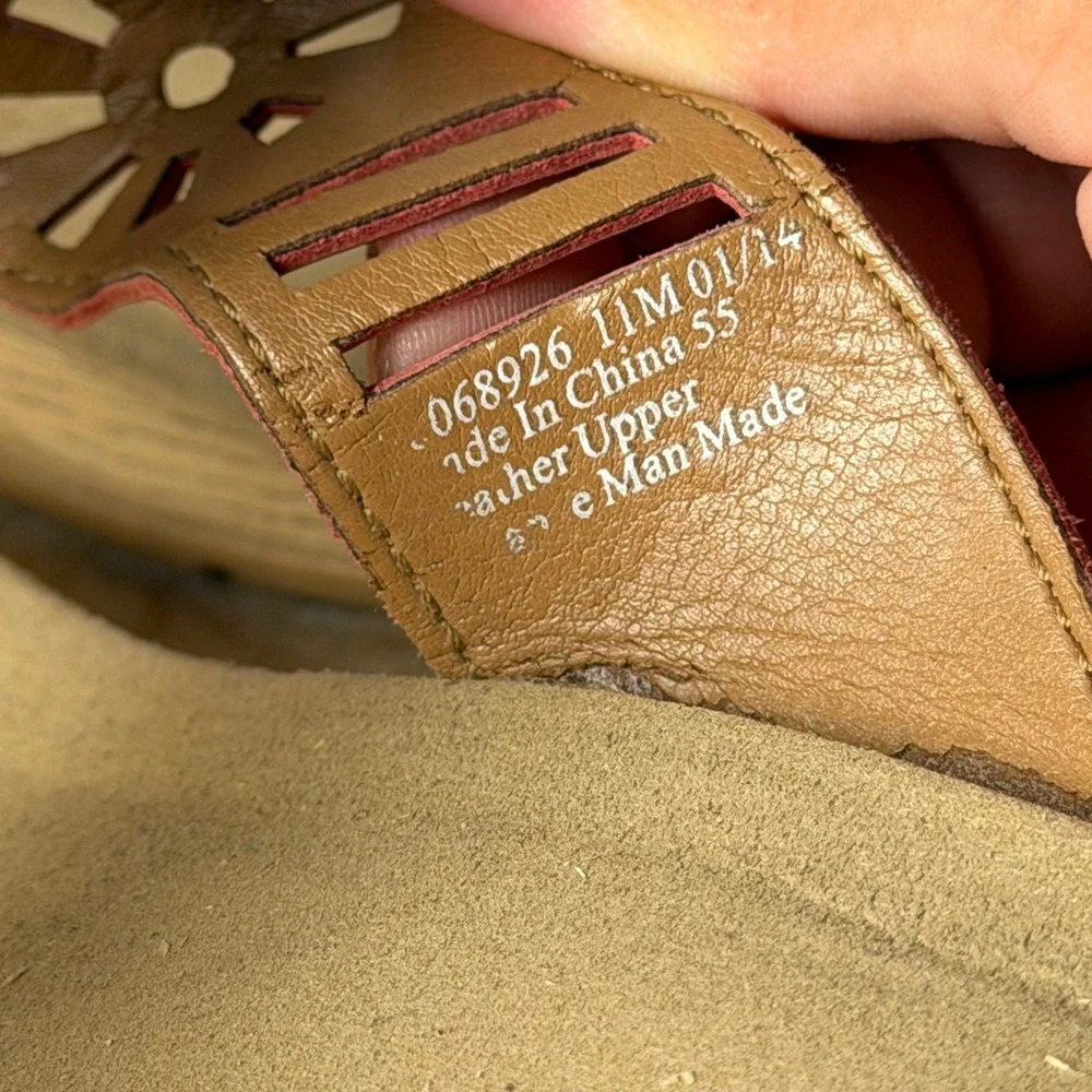 Clarks gently used
